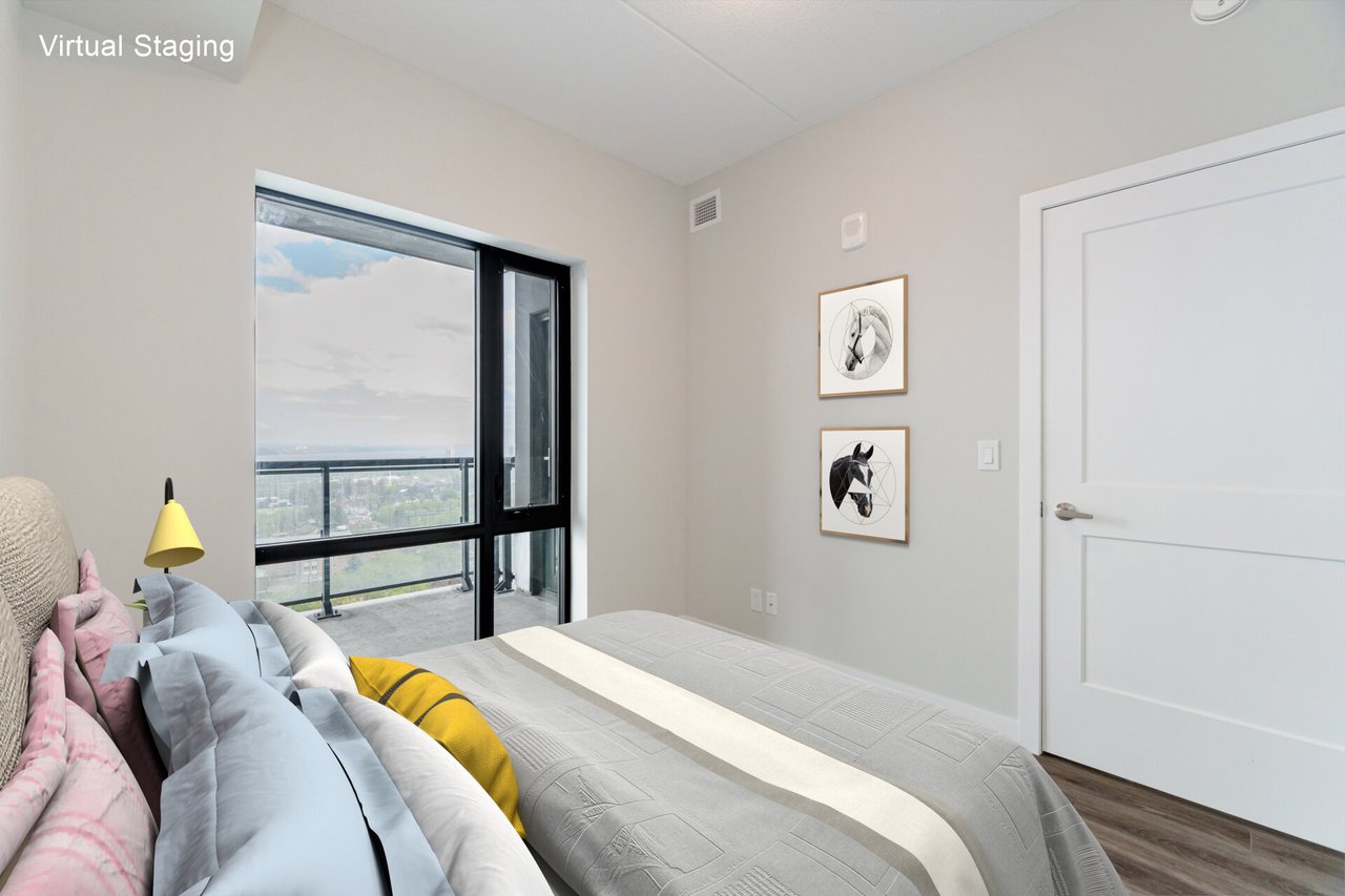 15 Queen St S #1409
