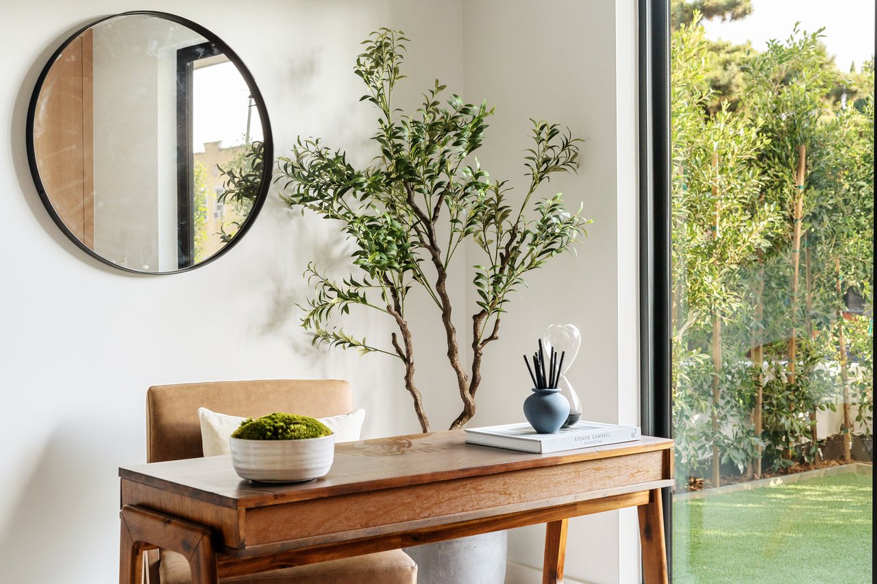 Ambrosia at Hillhurst