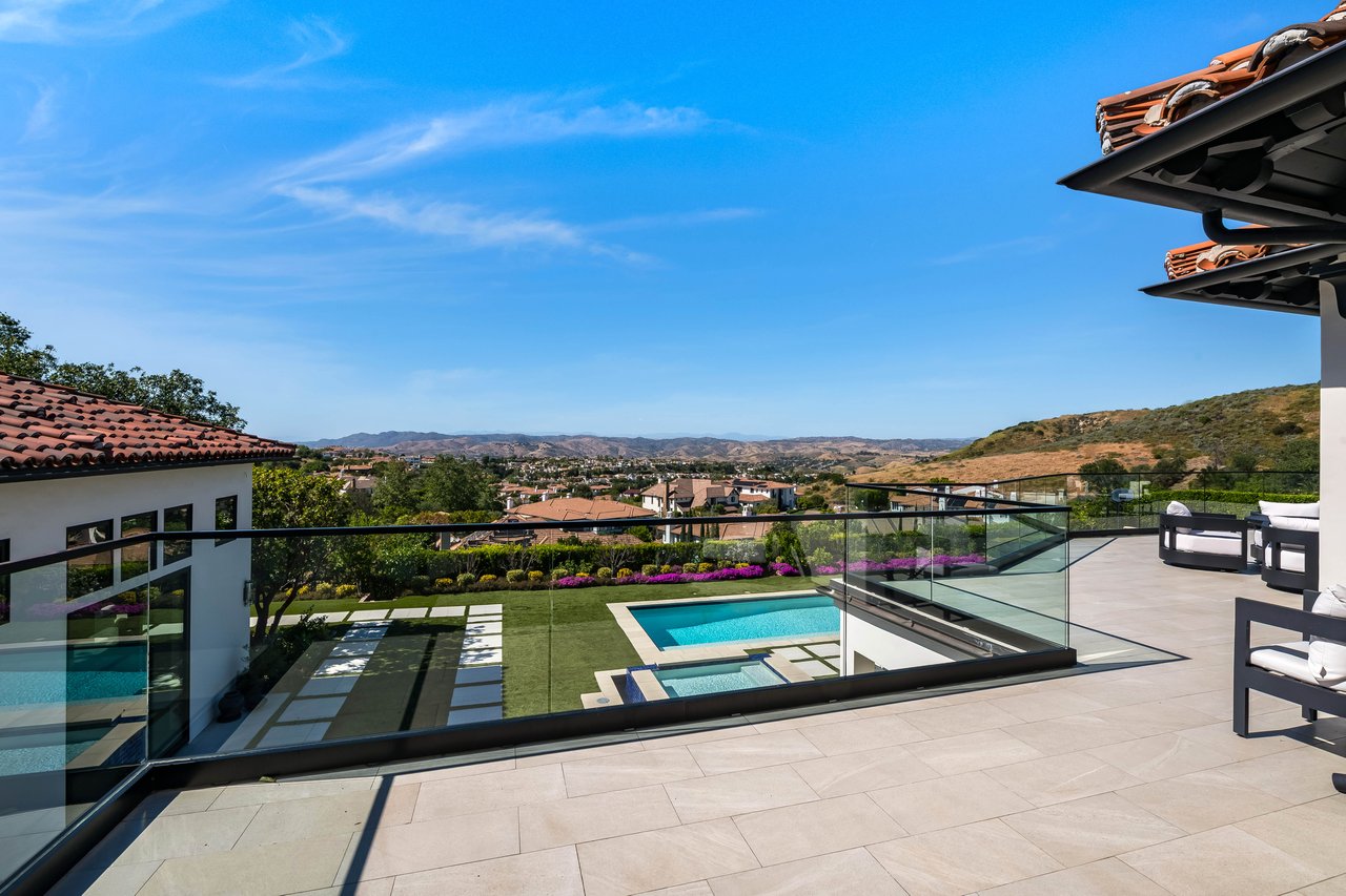 25201 Prado Del Misterio