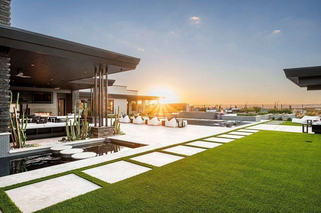 10784 E PINNACLE PEAK Road