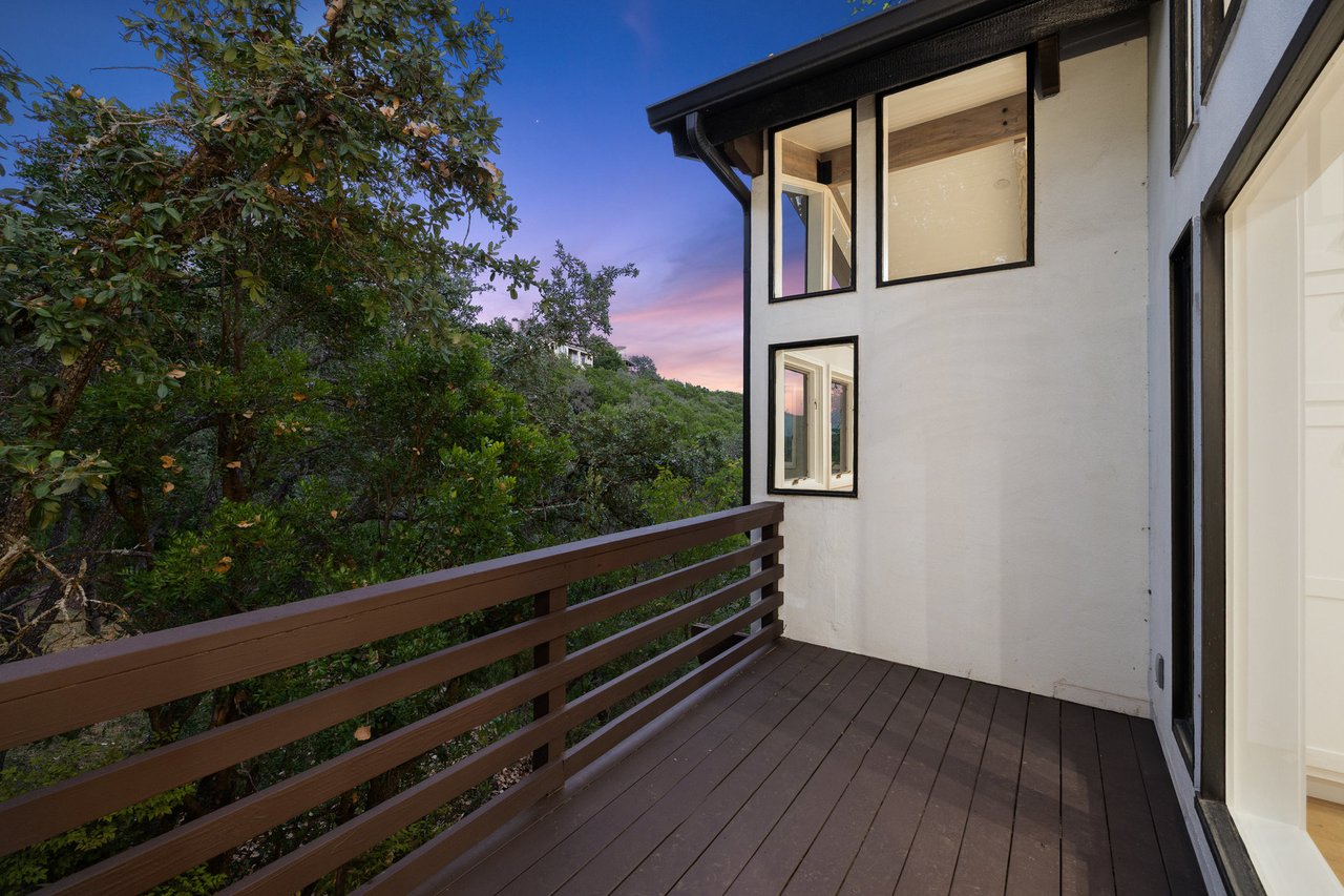 6905 Ladera Norte | Contemporary Northwest Hills Estate