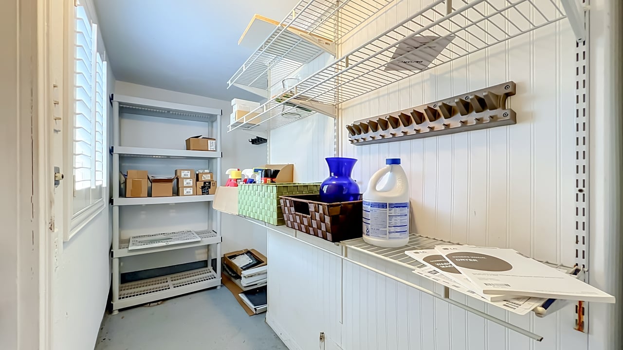 Three-Bedroom Two-Bathroom Bungalow in Orlando's Beverly Shores