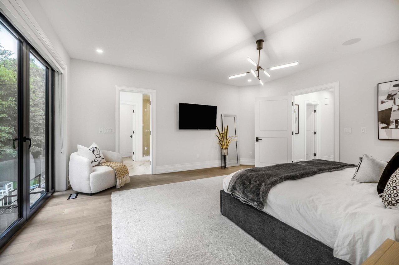 8 Manor Haven Rd 