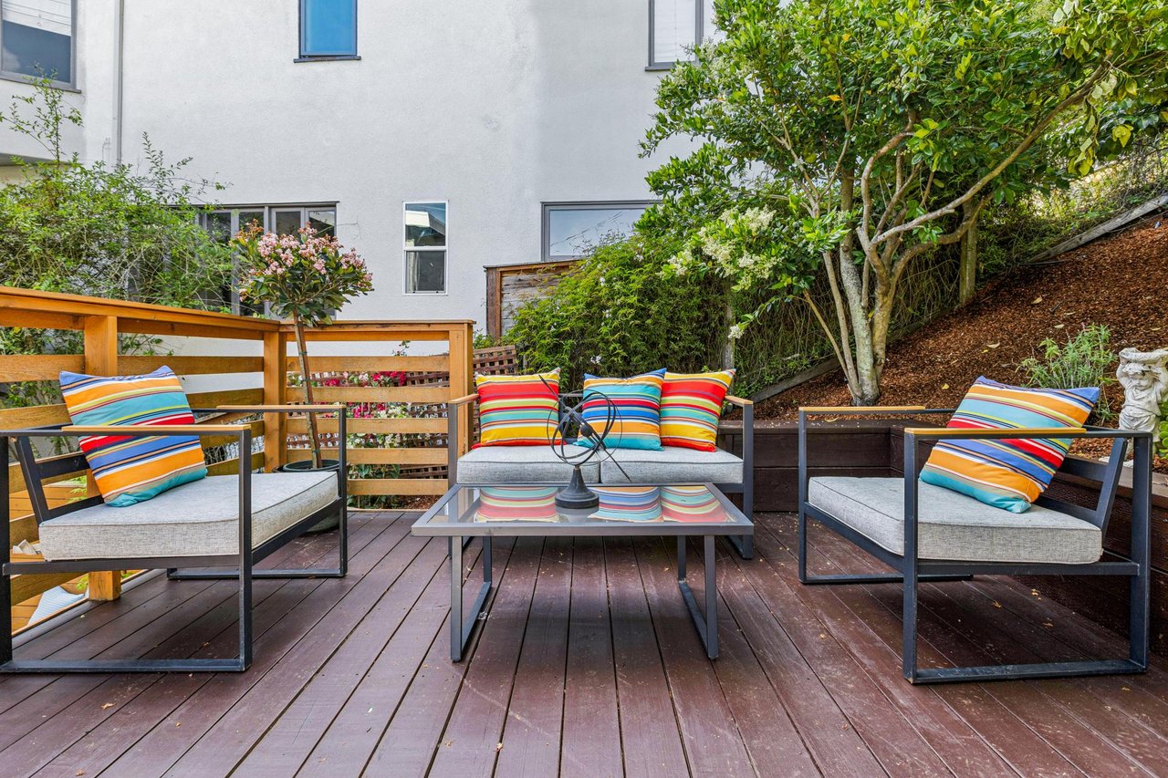 34 Dorantes Avenue