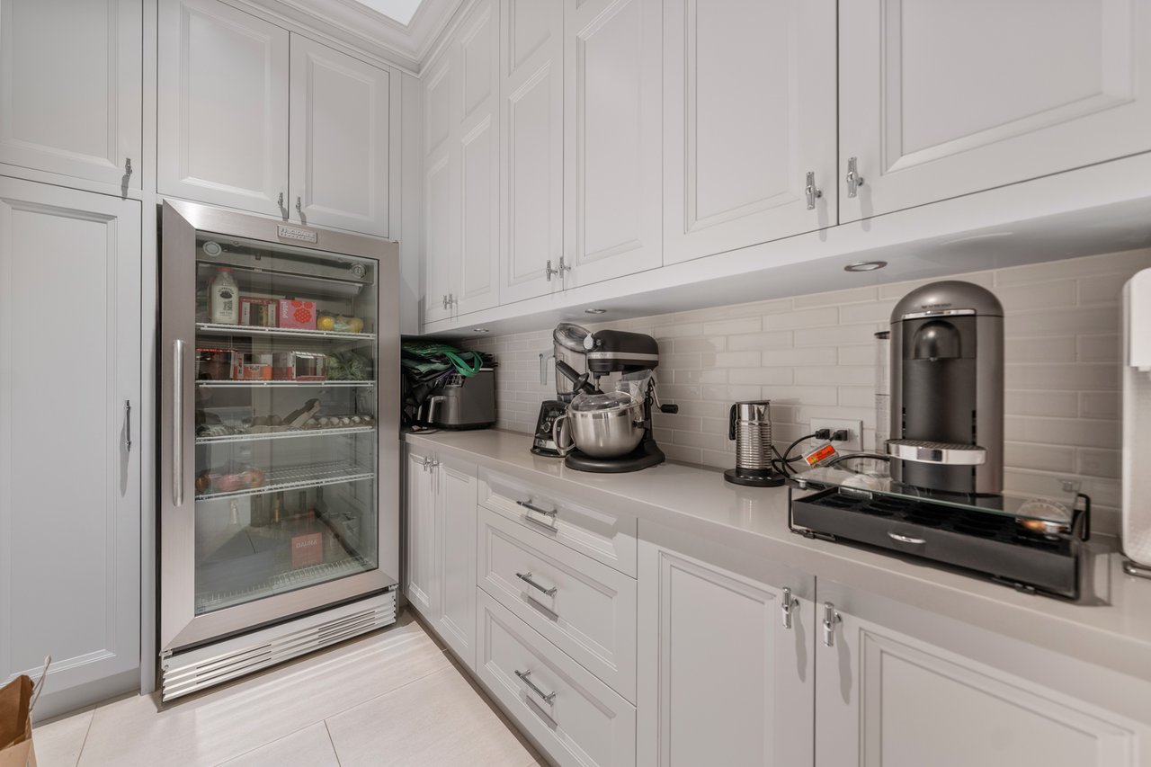 221 Dunvegan Road