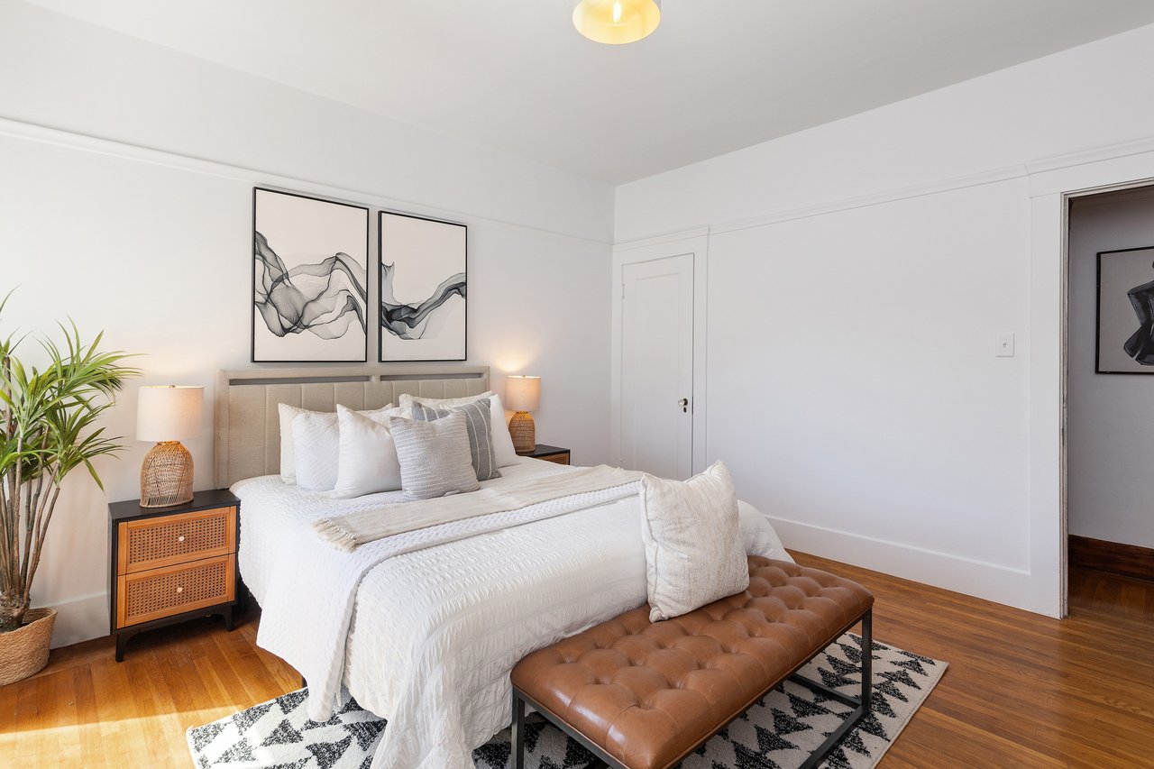 Richmond Duplex with Income Potential