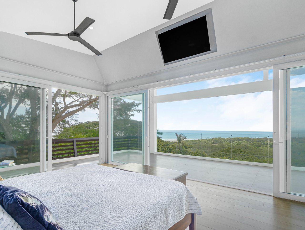 Nativa Contemporary Infinity Views | Luxury Rainforest Estate with Pacific Ocean Views