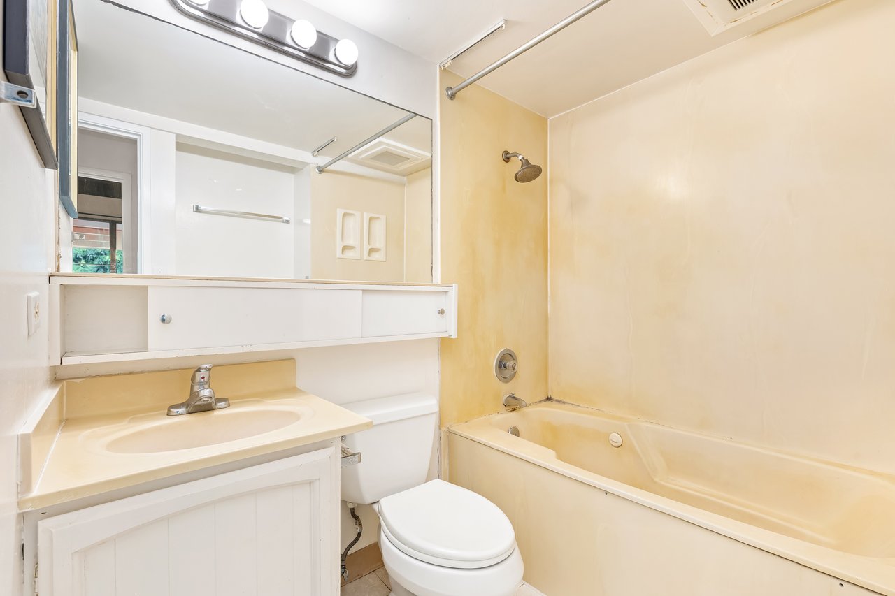 300 Kawaihae St #300E