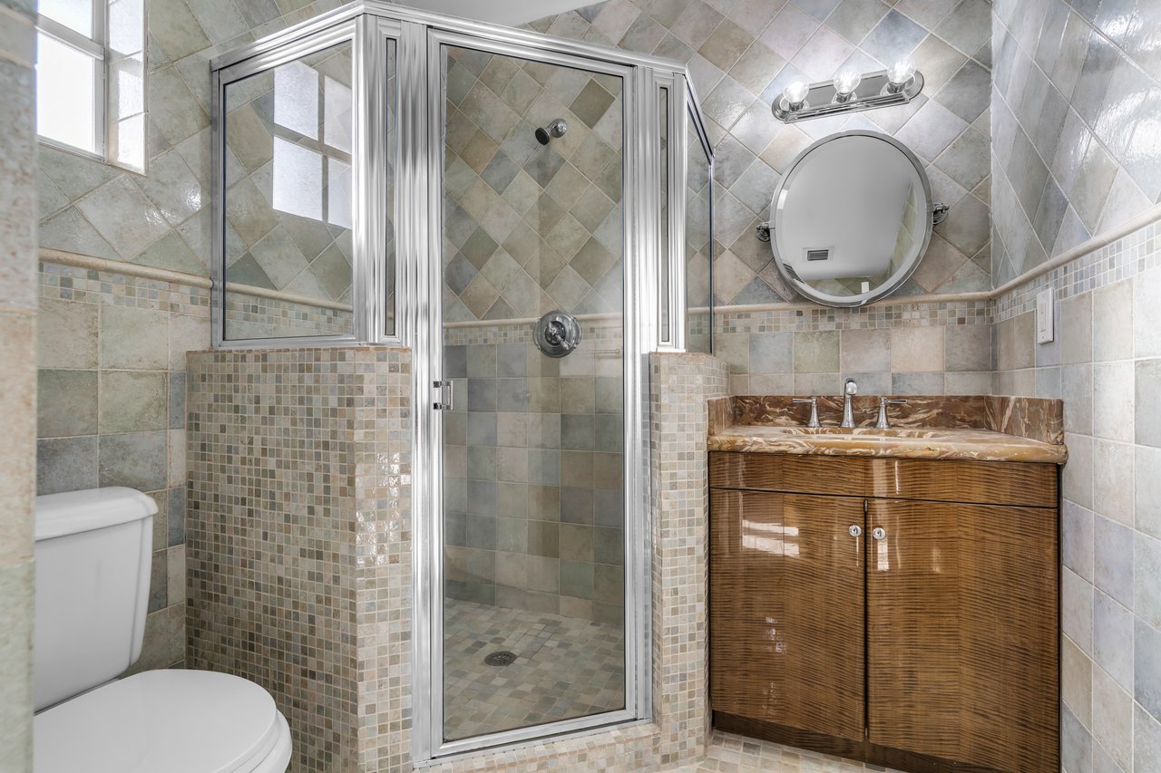 New Rental Opportunity in North Pinecrest