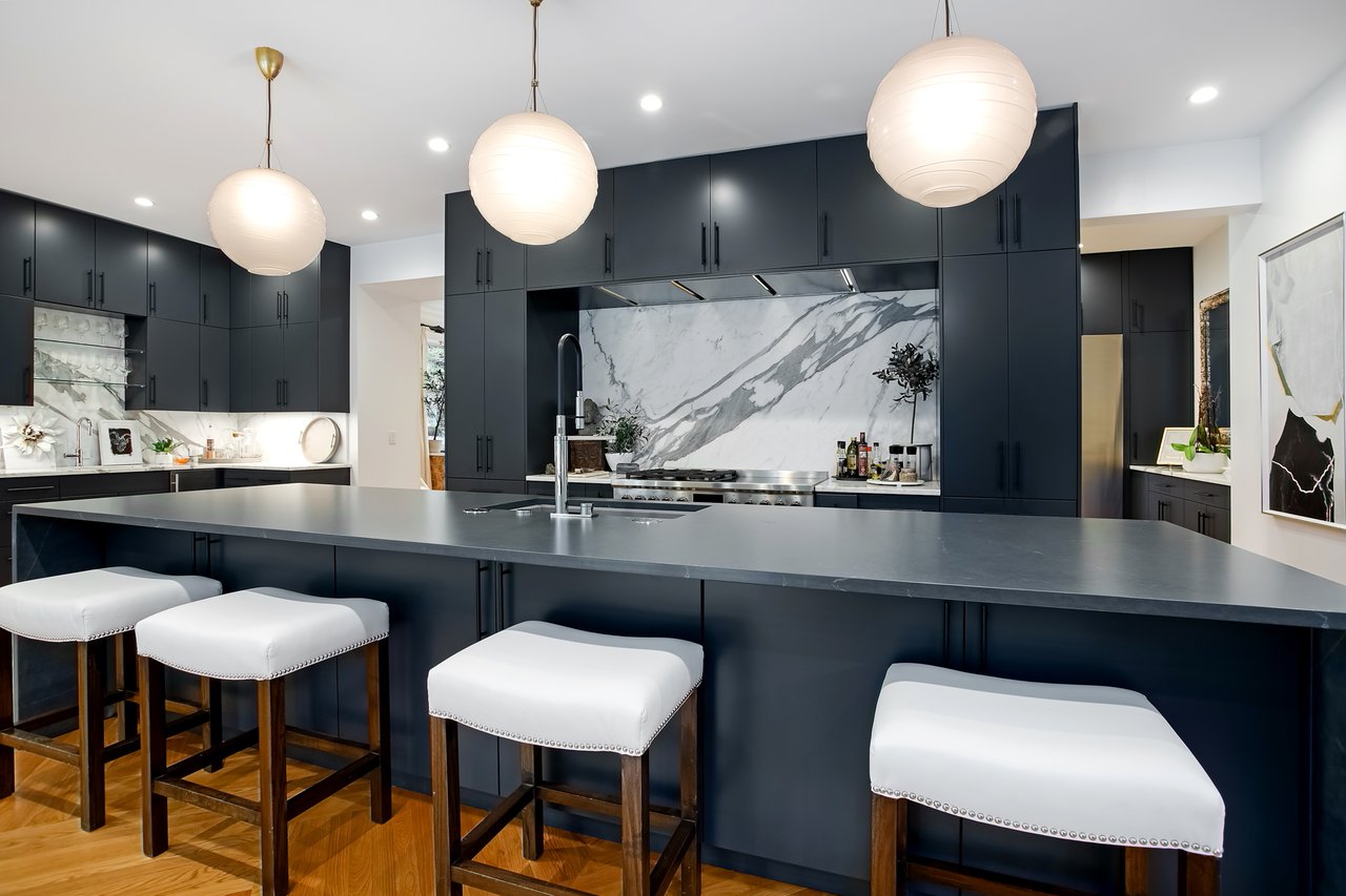 330 Tenney Cir