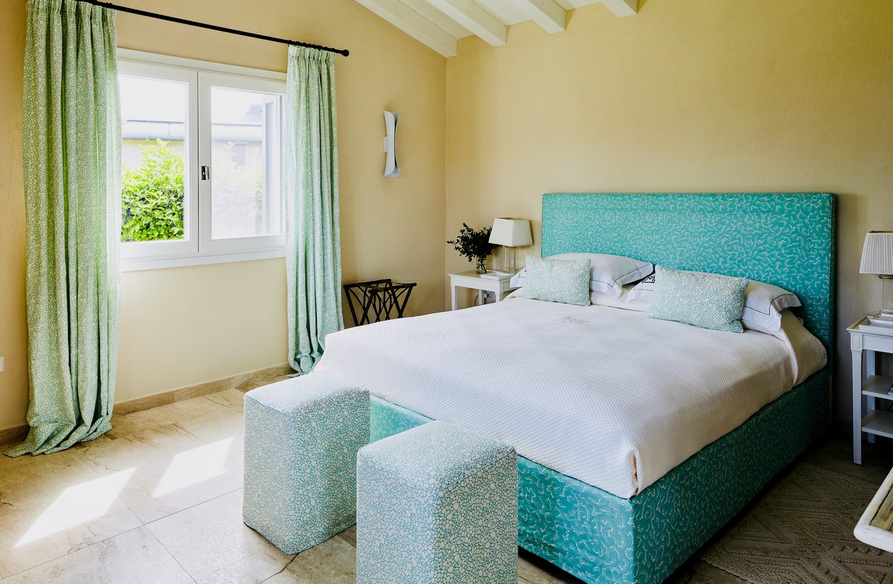 Breathtaking Beachfront Vacation Villa