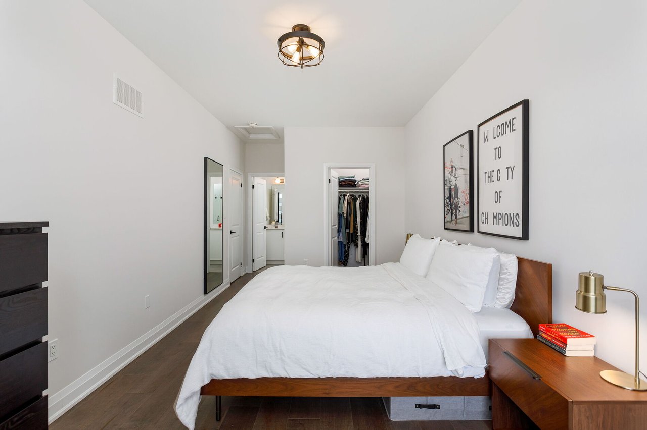 2544 Littlefield Crescent