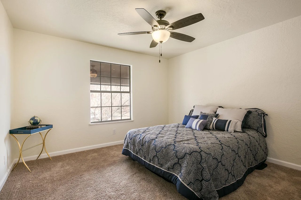 621 Monte Alto Dr NE