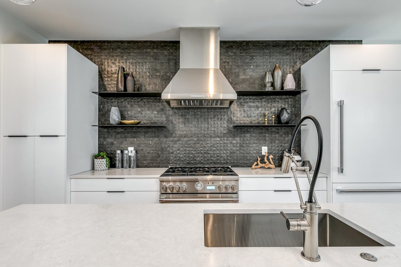 3339 Bryant Street Potter Highlands