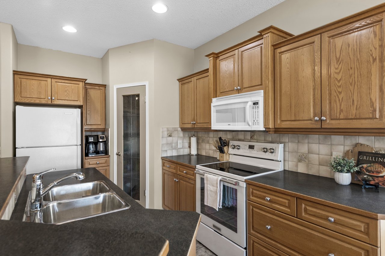 122 West Terrace Place