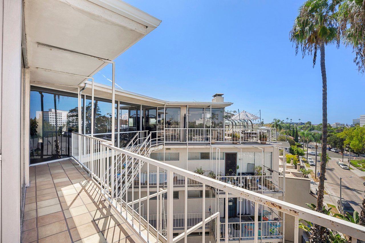 MIDCENTURY MODERN PENTHOUSE WEST for Sale in Santa Ana