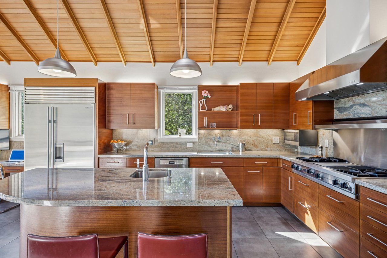 10 Maoli Drive, San Rafael