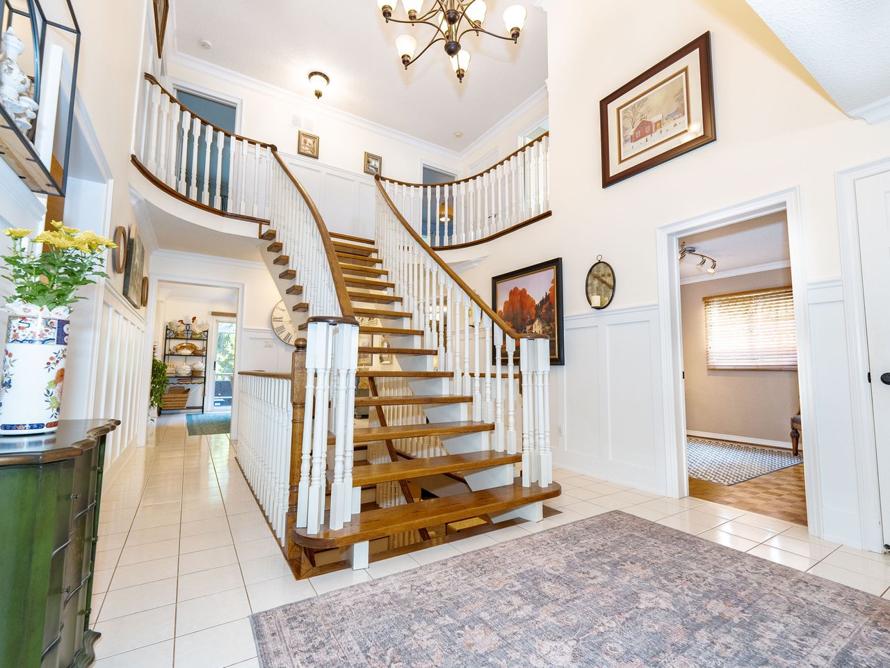 43 Summitcrest Drive