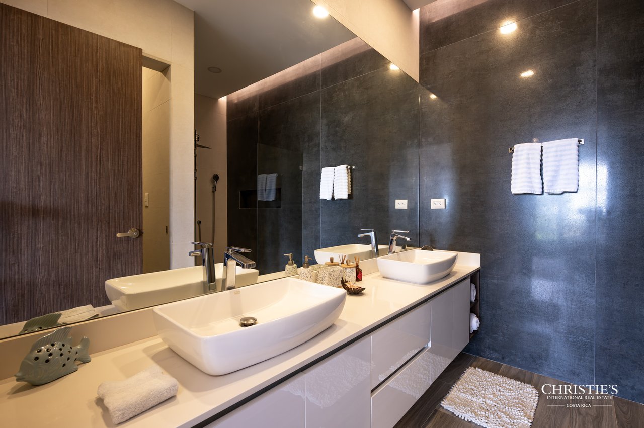 Ocean View Townhome in Hacienda Pinilla 