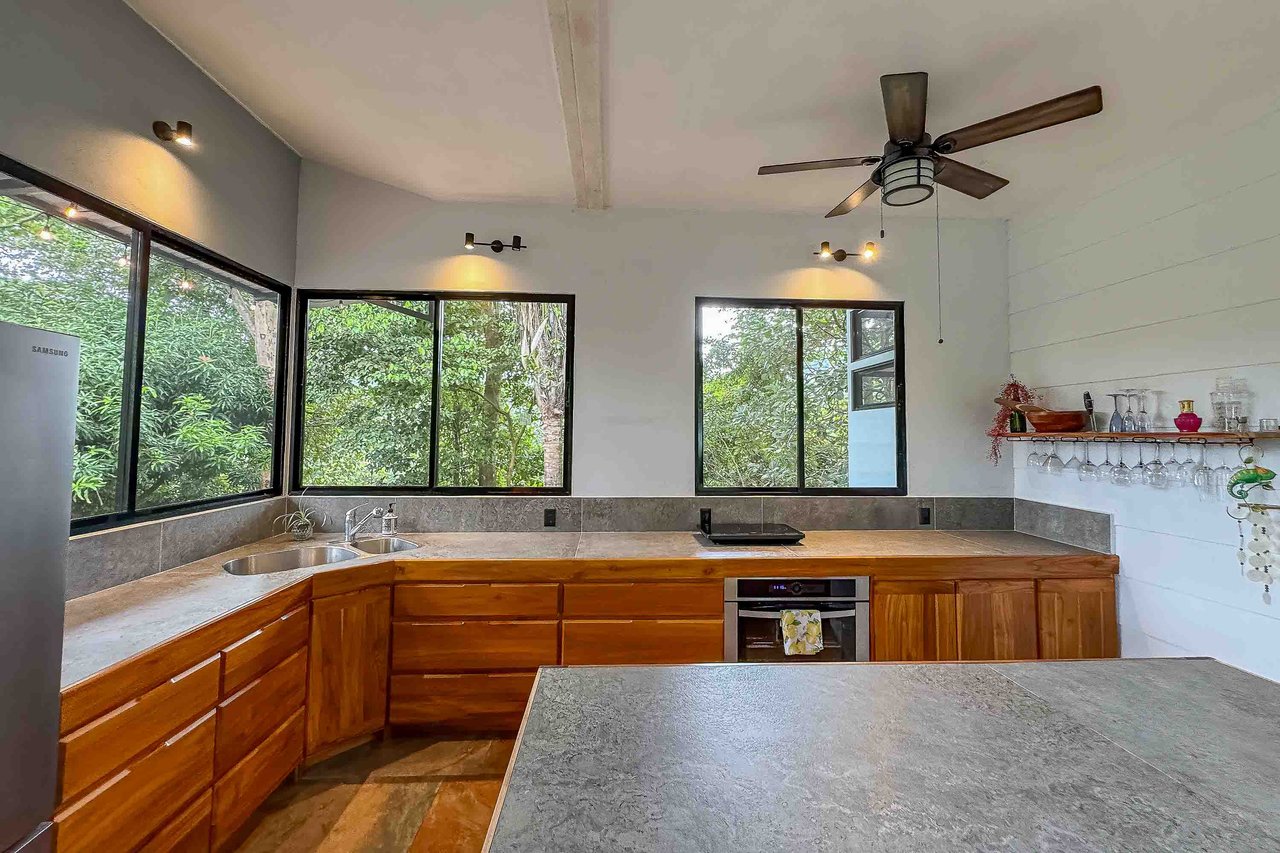Mountaintop House Mountain View Home Gated Community