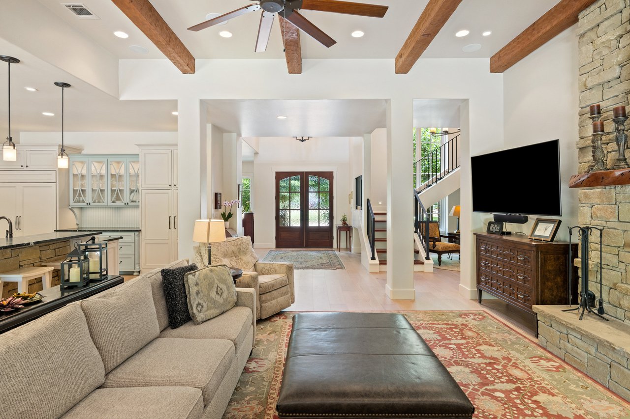 12821 Hacienda Ridge