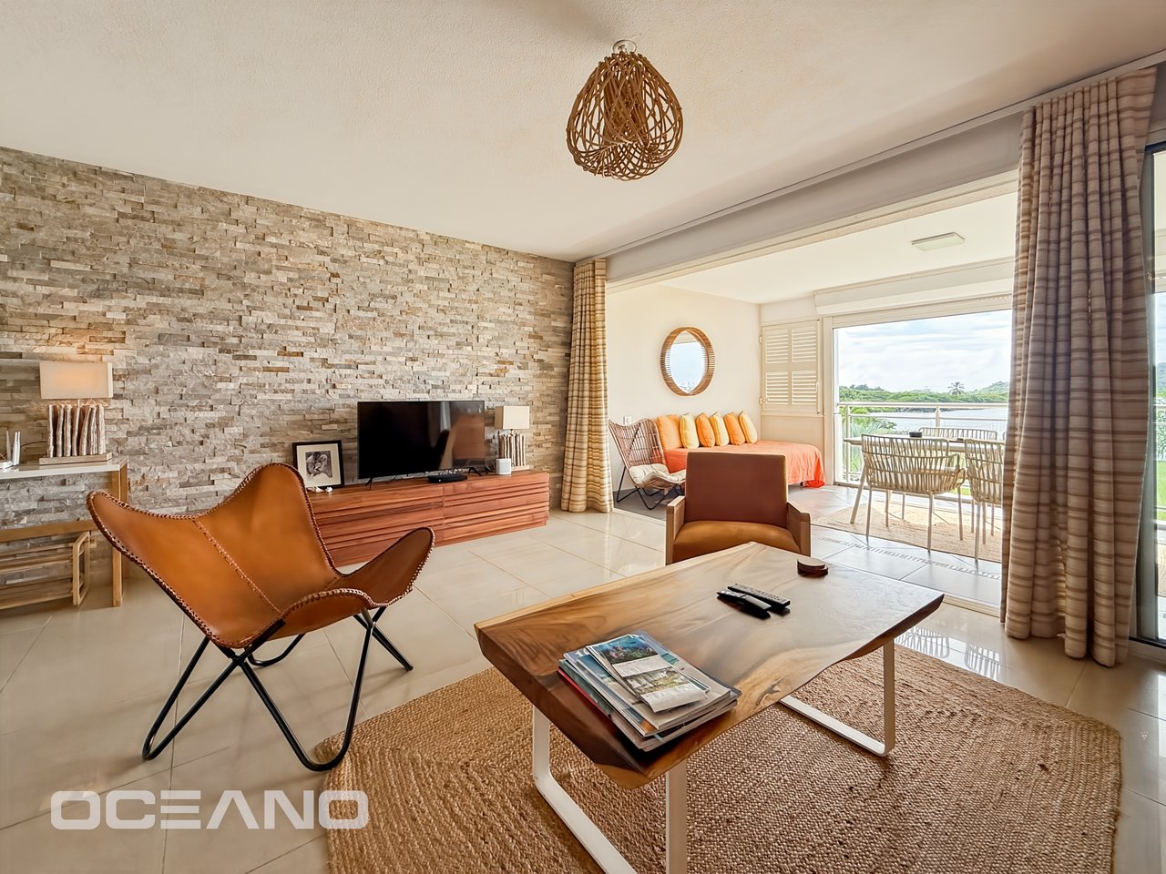 T2 VUE LAGON RESIDENCE MANDEVILIA