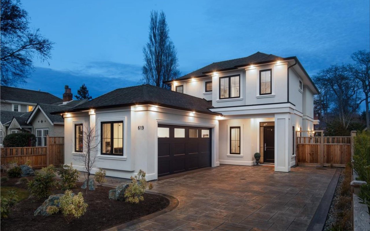 619 Oliver St