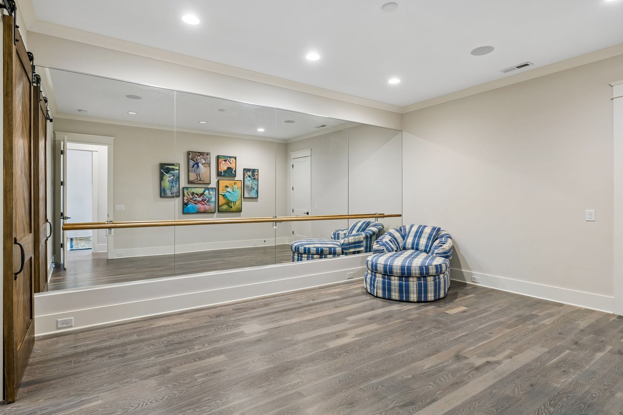 1211 Round Grove Ct