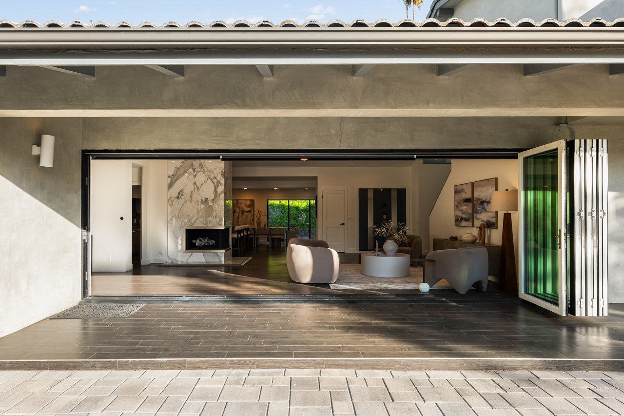 18065 Boris Dr, Encino