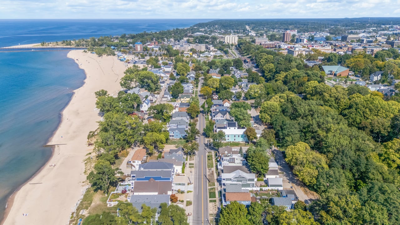 909 Lions Park Drive