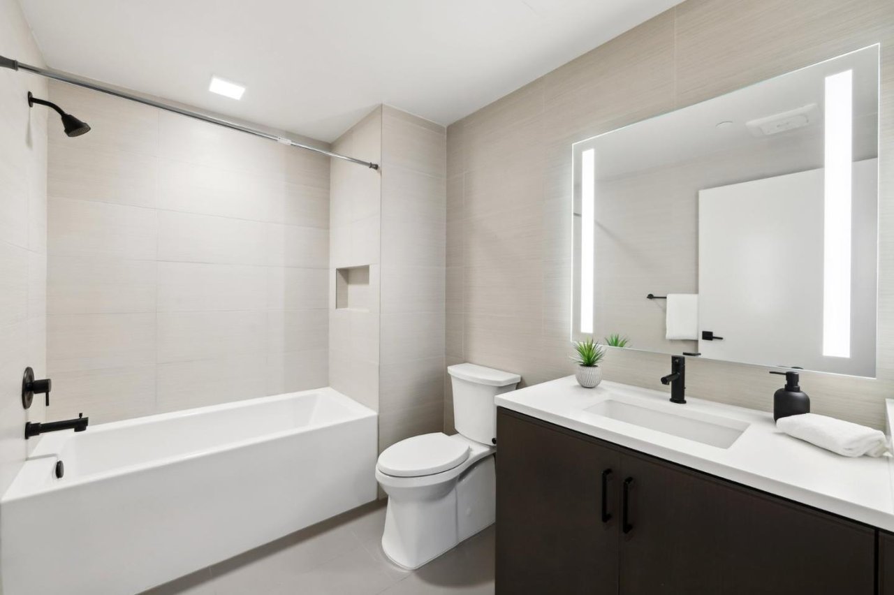 901 Tennessee St #404