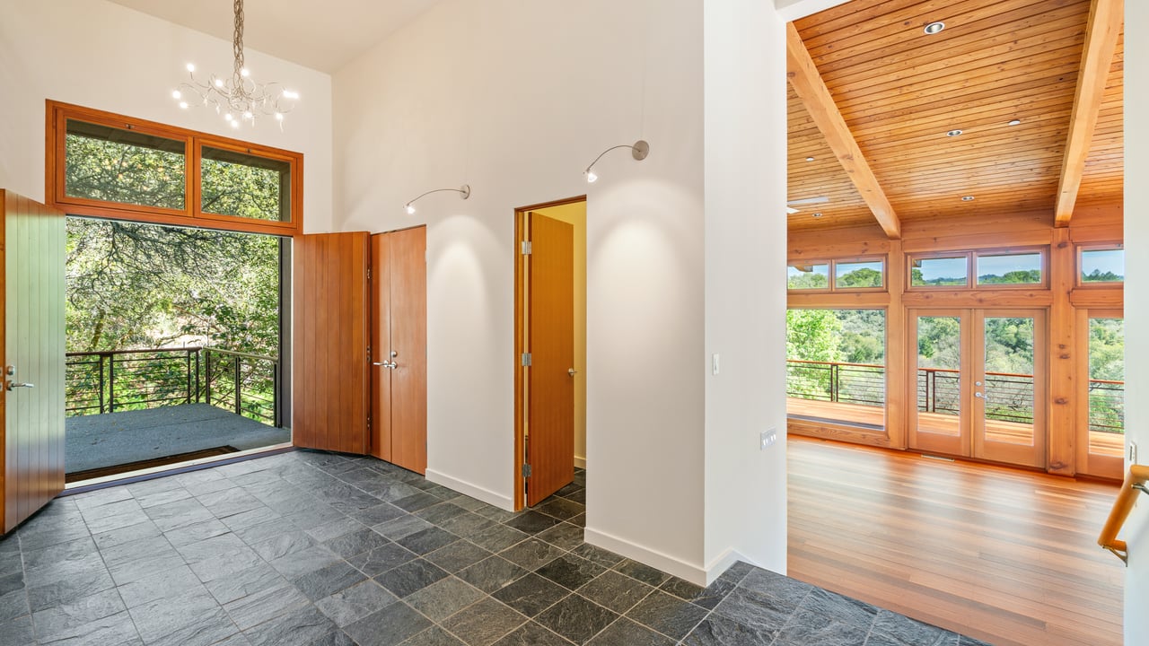 Leslie Creek Retreat