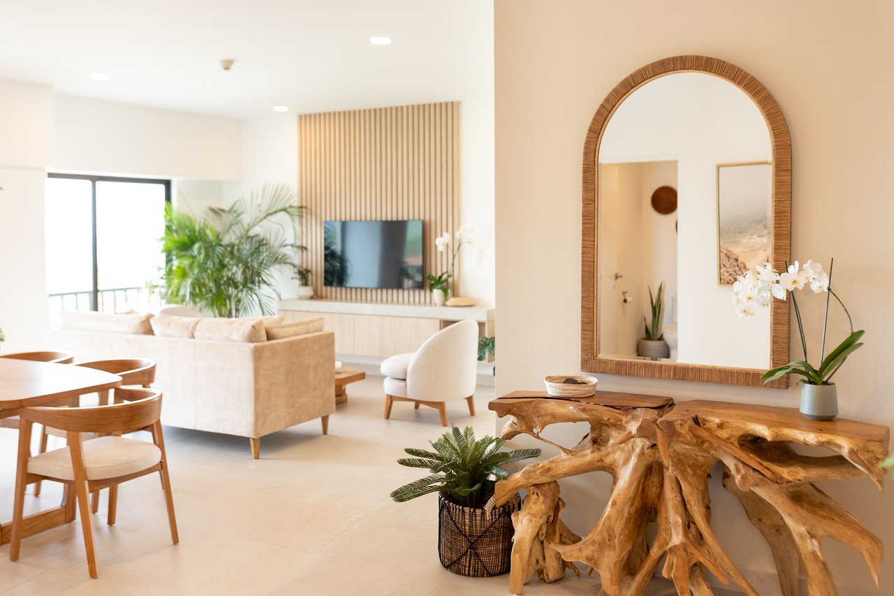 Ocean & Mountain View Modern Beach Condominium 