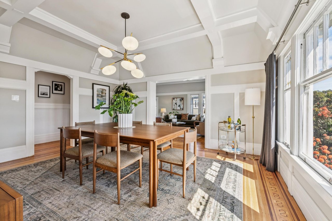 95 6th Avenue