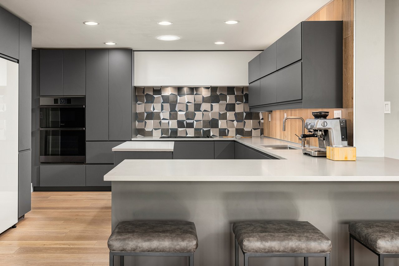 6511 E MONTEROSA Street