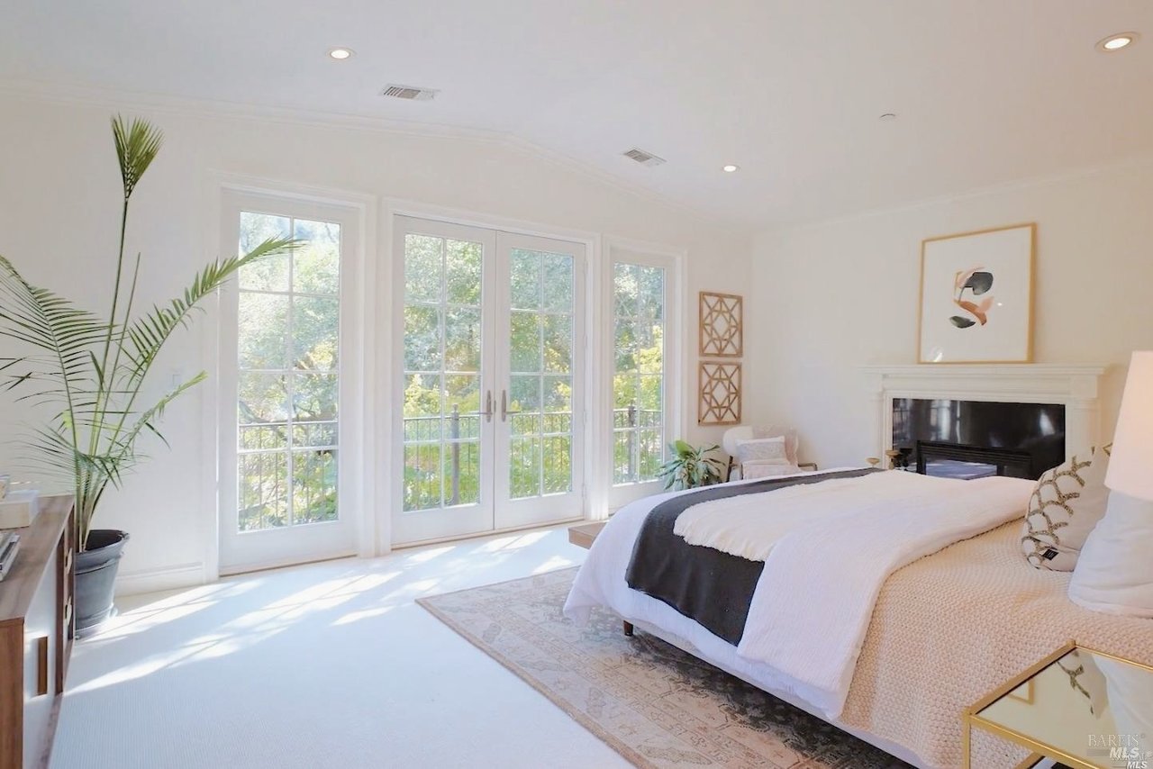 36 Evergreen Dr