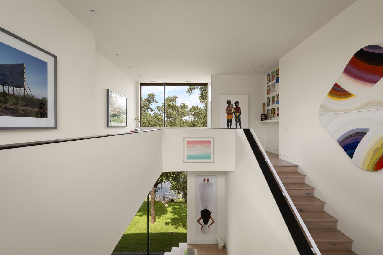 Scenic Drive Estate