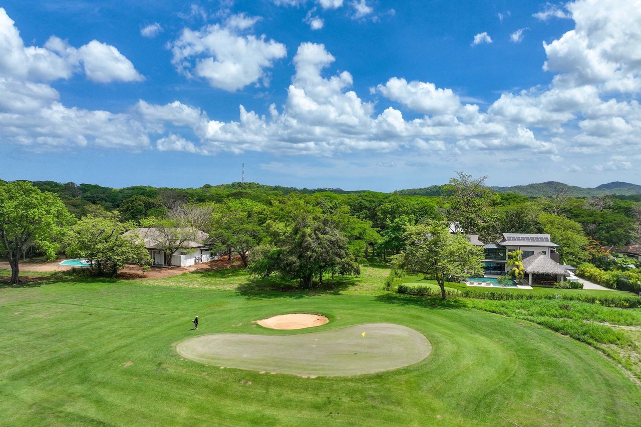 Rare Golf Front Estate Parcel | No HOA | 5,000m² in Hacienda Pinilla