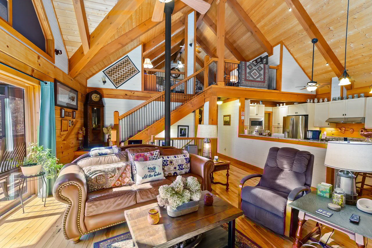 151 Diamond Falls Boulevard