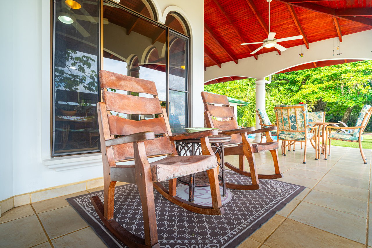 Front Ridge Ocean View Casa Mono Titi – Tres Rios, Costa Rica