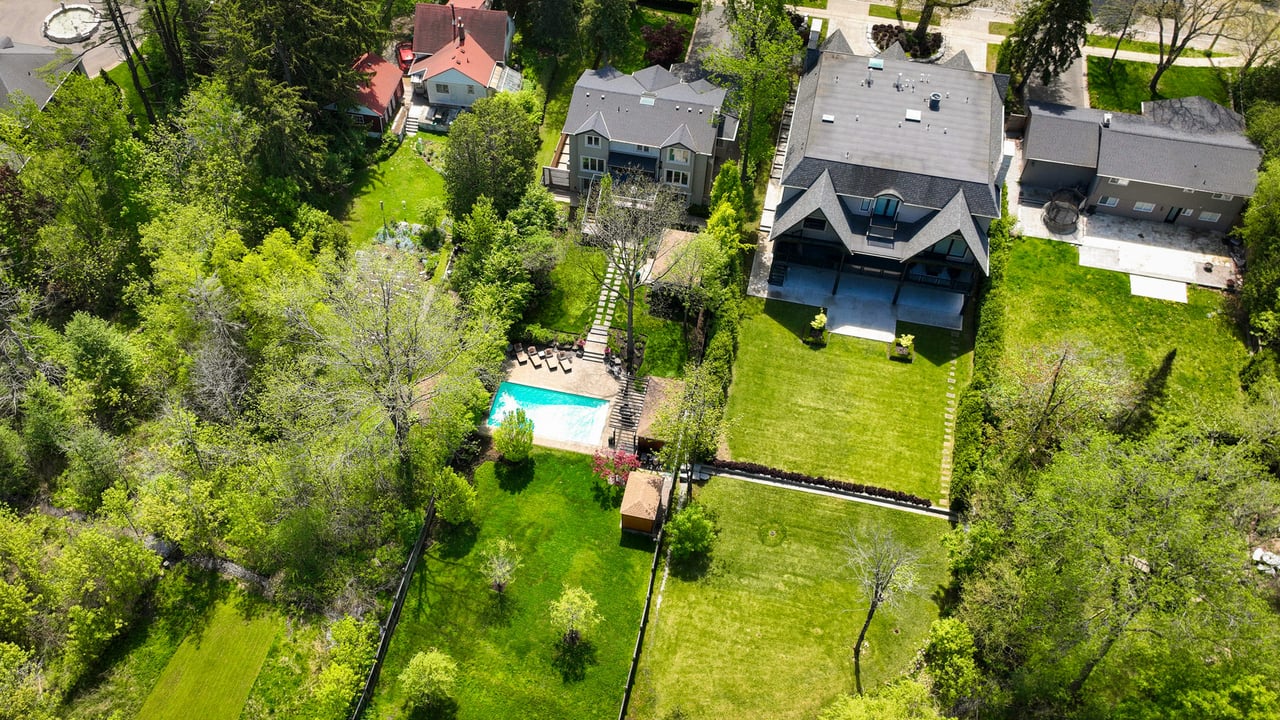1215 Indian Road