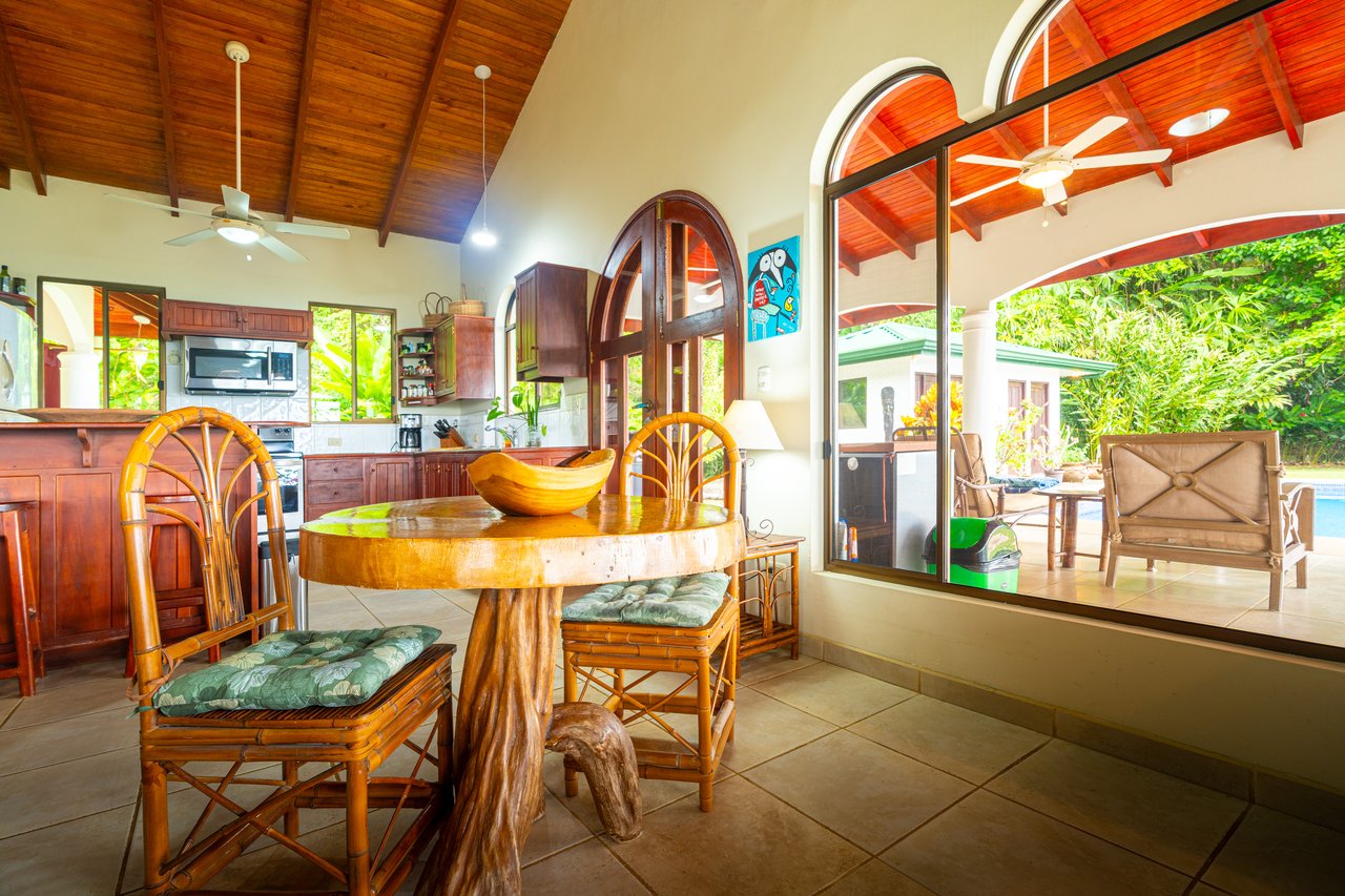 Front Ridge Ocean View Casa Mono Titi – Tres Rios, Costa Rica