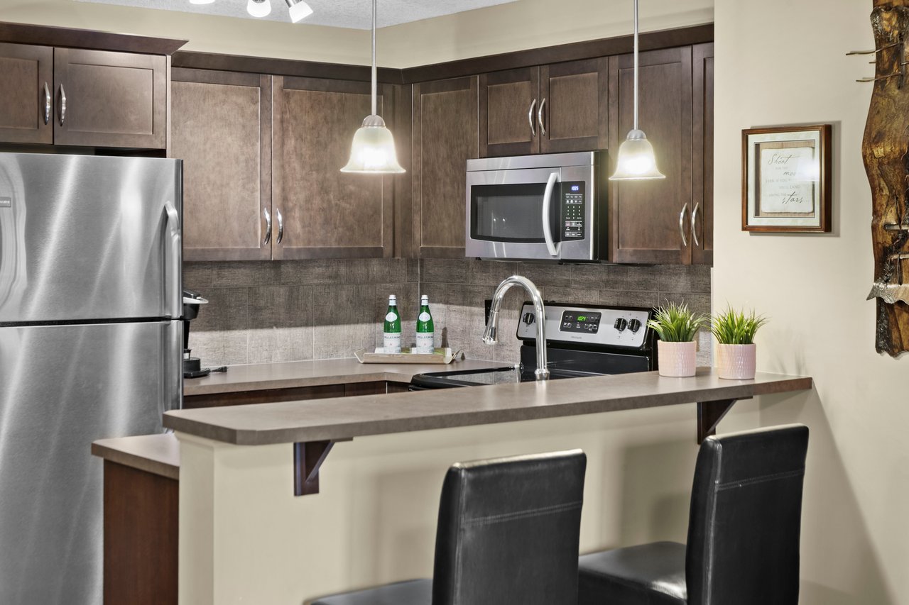 10 Country Village Park NE Unit: 3314