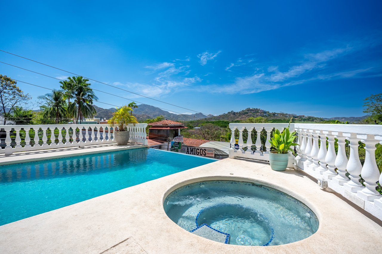 Flamingo Marina Real 4 | Walk to Beach & New Flamingo Marina