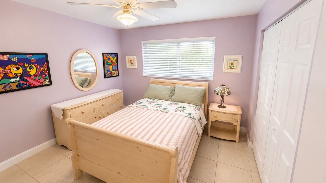 Lakefront Living in Kendall Lakes