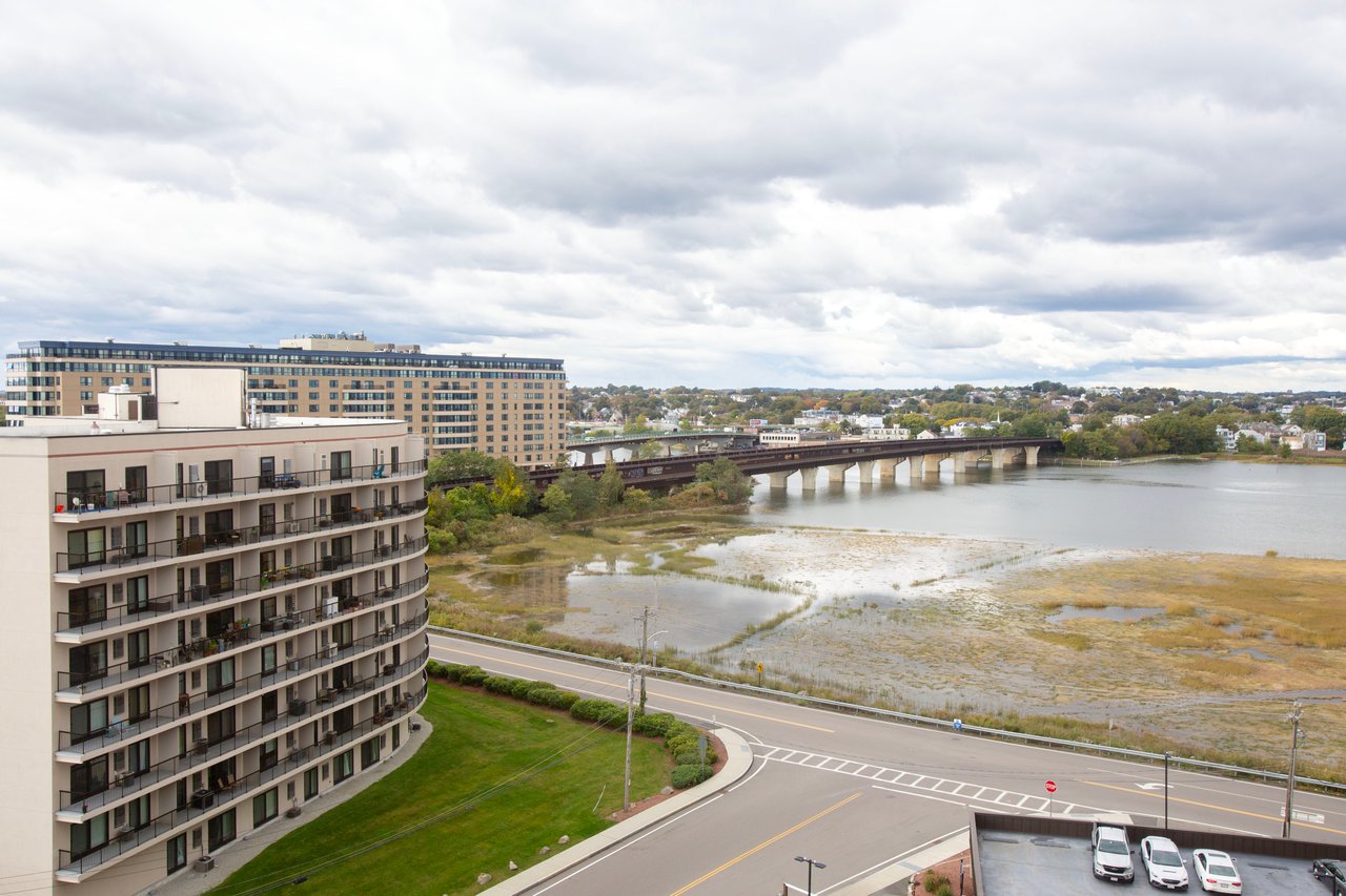 90 Quincy Shore Drive Unit: 812