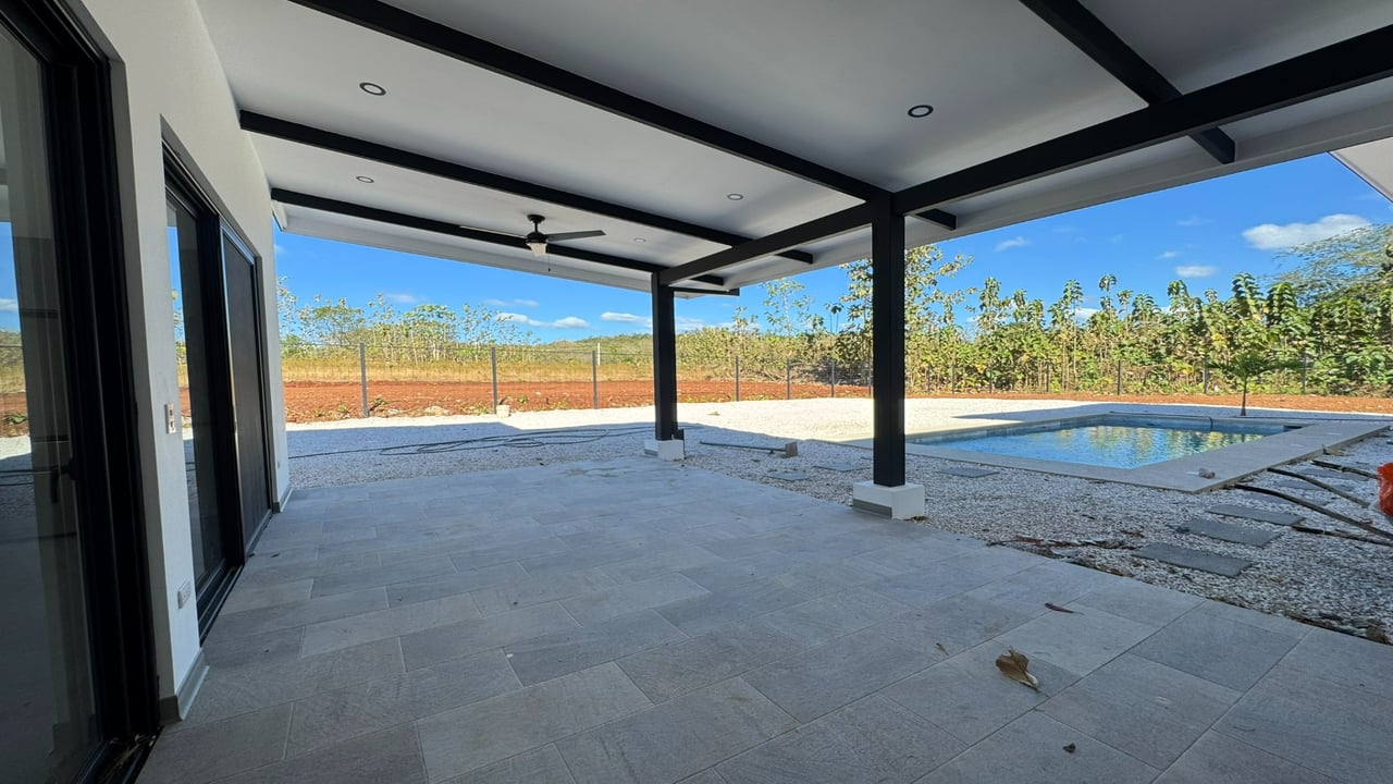 Villa Luz: Tropical Modern Home for Sale in Rancho Pinilla