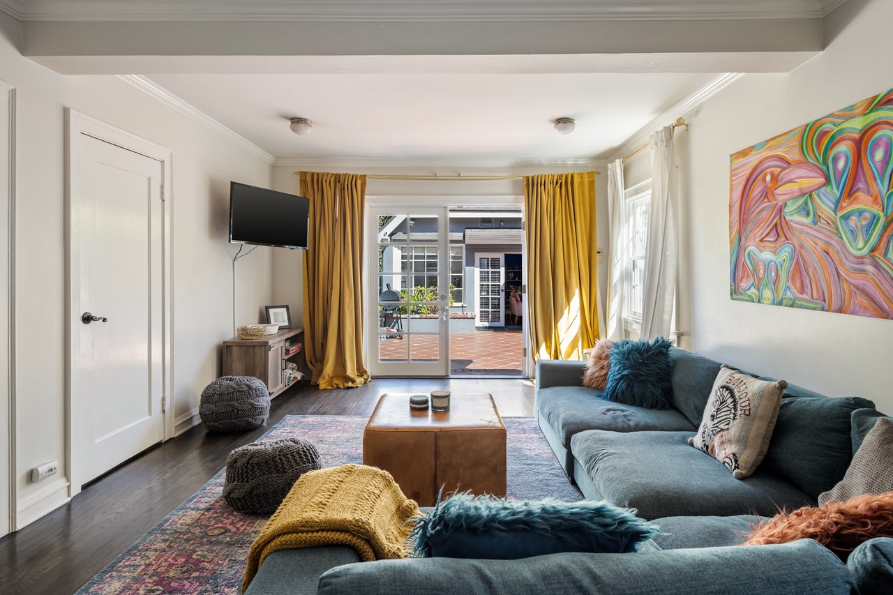 644 N Cherokee Ave, Hancock Park