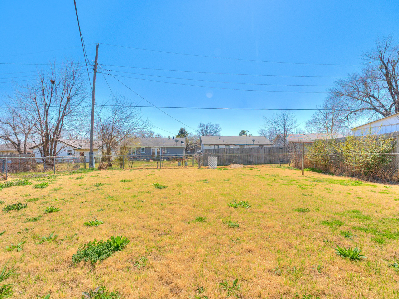 1207 Carol Dr Shawnee, OK 74804