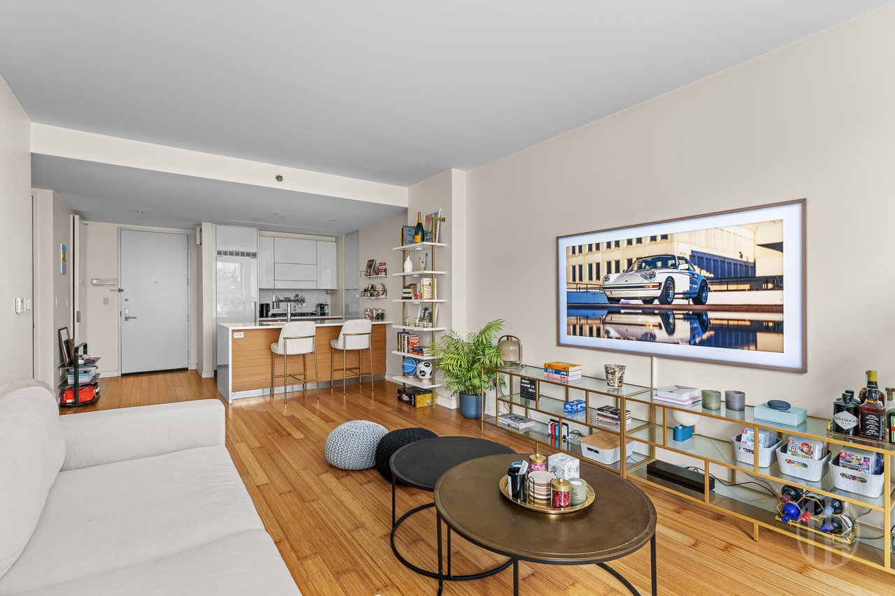 303 E 33rd Street 2-L